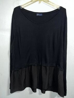 Women's Gap Black Long-Sleeve Blouse with Peplum Hem – Size XL.